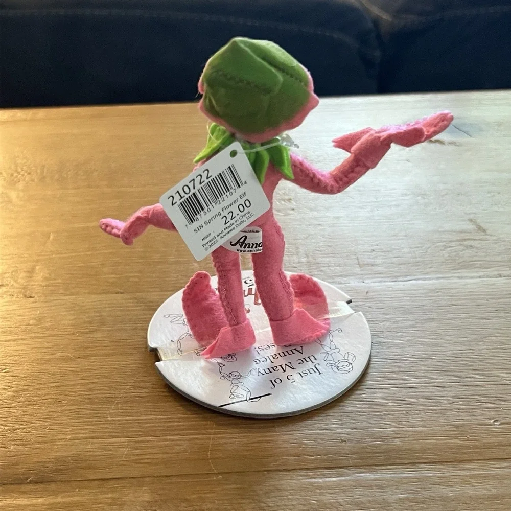 NWT Annalee 2022 Spring Flower Elf Doll  Pink Green 75th Display Card Whimsy